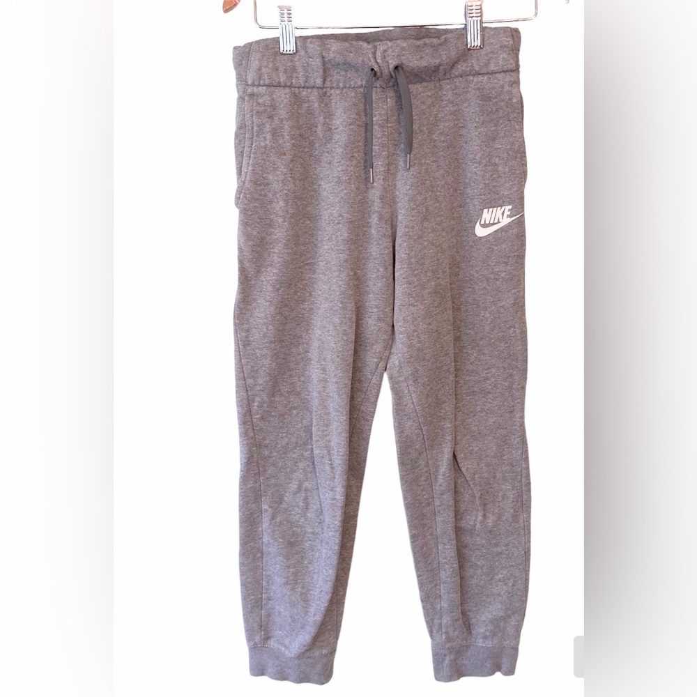 Nike girls sweatpants/joggers gray medium